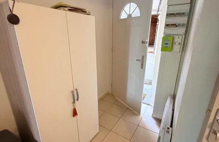 OULLINS-PIERRE BENITE PROCHE HOPITAL LYON SUD - Studio 19m² — photo 3