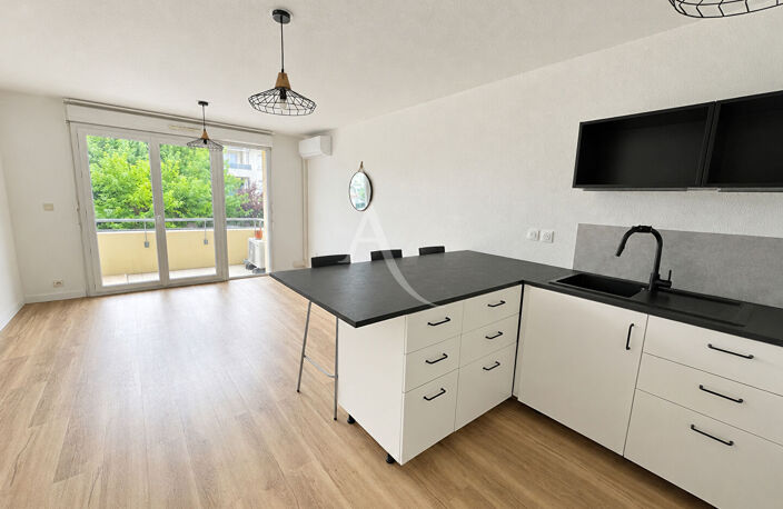 Appartement T2 de 42m² avec balcon à l'Isle-Jourdain — photo 2