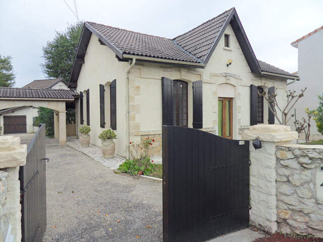 A LOUER MAISON DE TYPE 4 AVEC JARDIN - SECTEUR LORMONT TRAM LIGNE A — photo du bien