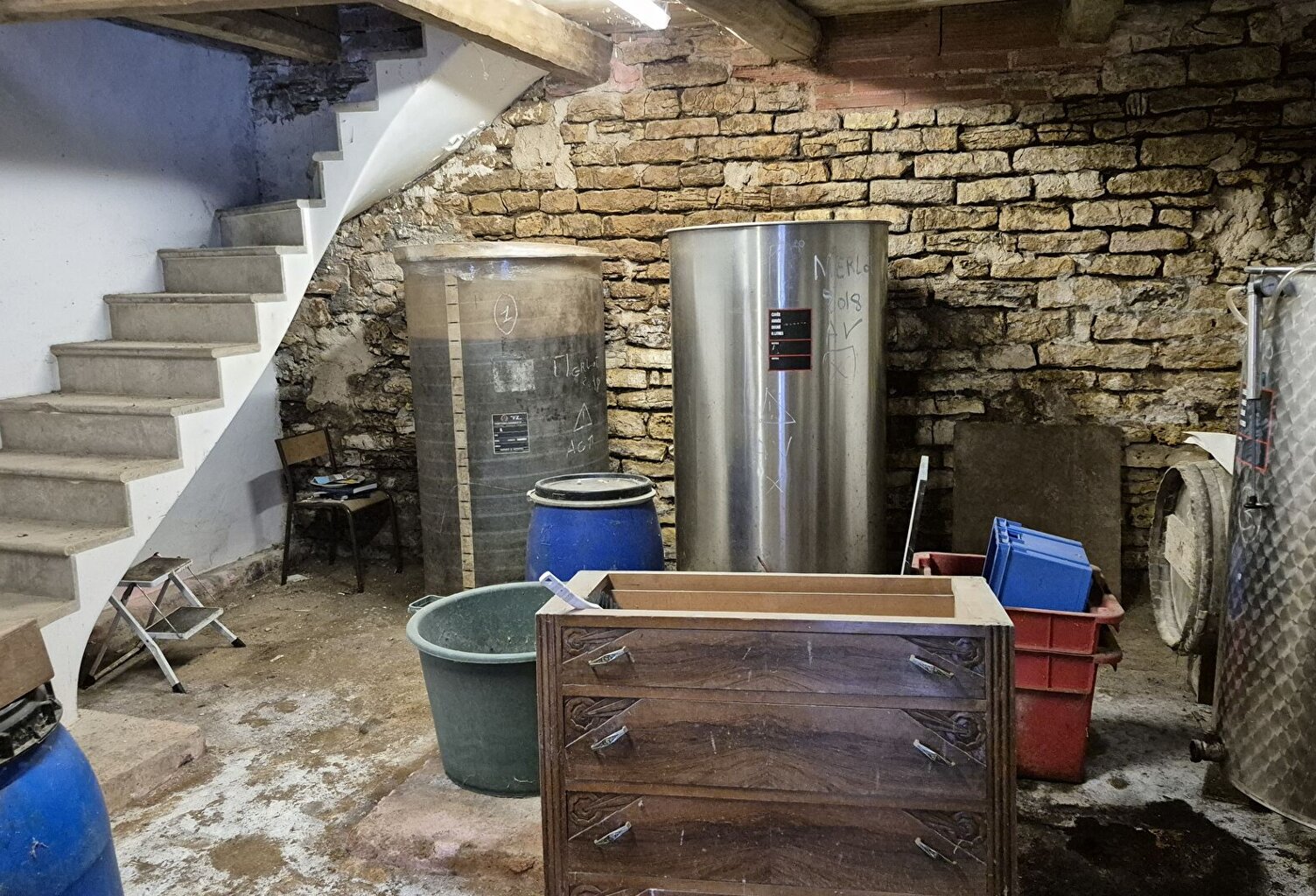 Dépendance en pierre, coeur de village SAINT COME D'OLT — photo 1