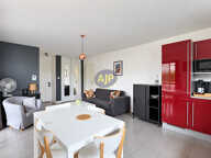 T2 PLAGE + PARKING ET CAVE — photo 3