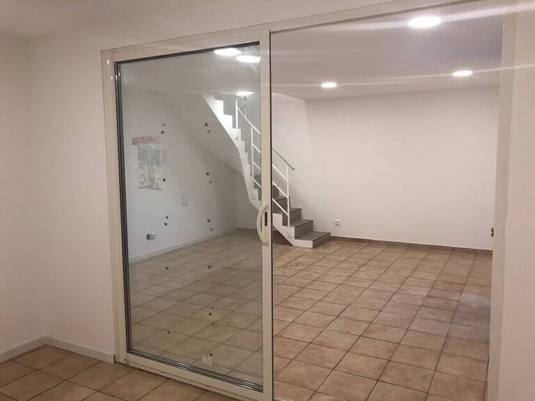 A LOUER BUREAU - HYPER-CENTRE - SUR 2 NIVEAUX — photo 1