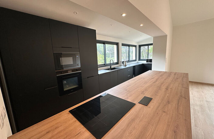 Location Puyricard en campagne LC Gestion vous propose une maison neuve de plain pied avec grande terrasse sur grand terrain — photo 4