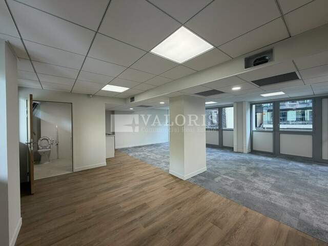 BUREAUX à LOUER — photo du bien