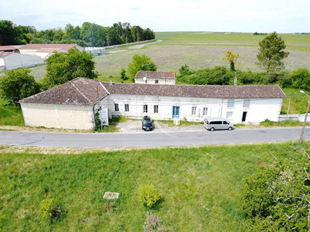 Maison Salles D'Angles 4 chambres 1400 m2 — photo du bien
