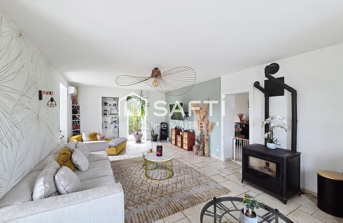 180 m²   5 chambres  Piscine chauffée  Sous-sol de 116 m² — photo 5