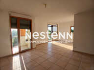 Appartement 2 Pièces avec ascenseur balcon cave parking et garage - 69800 SAINT PRIEST — photo 2