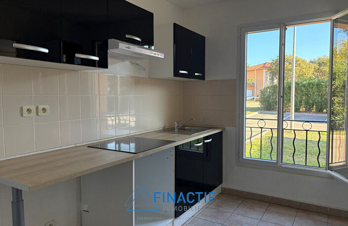 Maison Saint Chamas 4 pièce(s) 86 m2 avec garage et jardin — photo 5