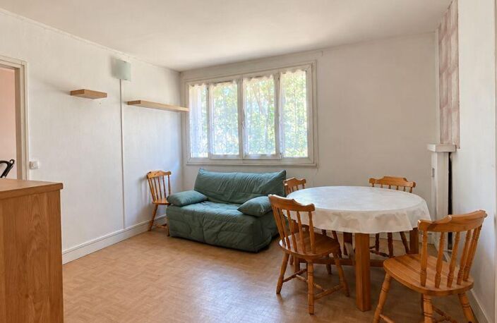 Vente Appartement 4 pièces — photo 2