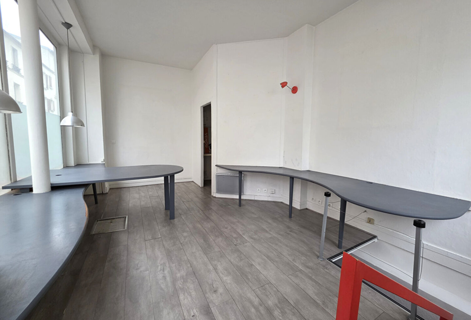 Murs de commerces - Levallois Perret — photo 1
