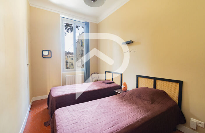 Appartement 3 pièce(s) 70 m2 - MARSEILLE 13005 LE CAMAS — photo 4