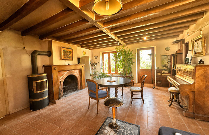MAISON MENETOU SALON - 8 pièce(s) - 176.85 m2 — photo 5