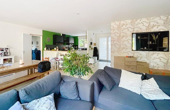 Maison de 122m² au centre d'un parc arboré. — photo 3