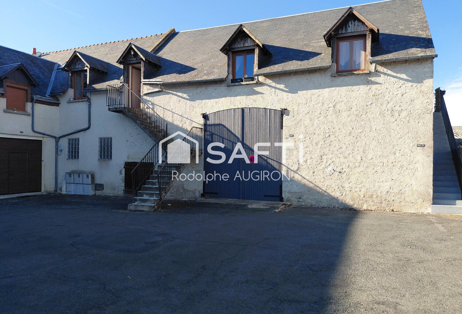 GARAGE 160 M2 — photo 1