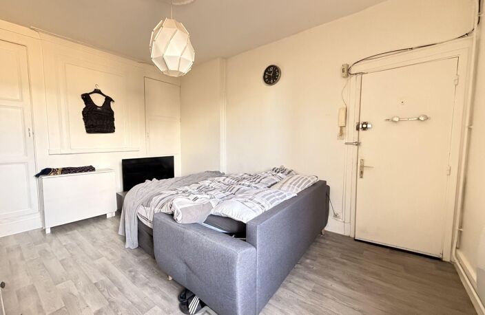 Appartement - 31m² - Laon — photo 3