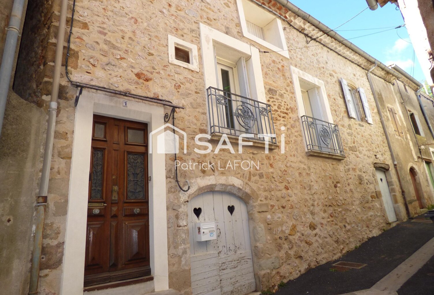 MAISON DE VILLAGE CLIMATISATION DOUBLE VITRAGE — photo 1
