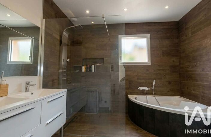 Vente Maison/villa 5 pièces — photo 3