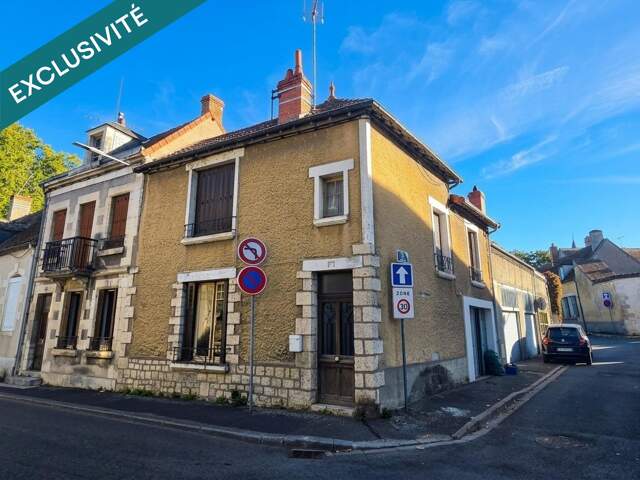 Cosne-sur-Loire : maison à rénover + appartement indépendant, garage double et cave, idéal investisseur — photo du bien