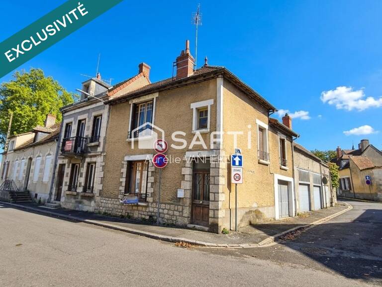 Cosne-sur-Loire : maison à rénover + appartement indépendant, garage double et cave, idéal investisseur — photo 1