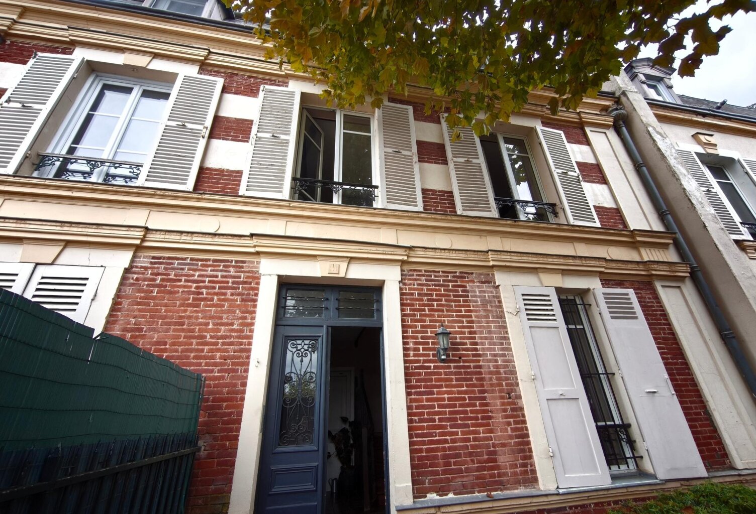 Appartement F3, ancien entiérement rénové, 60m2 — photo 1