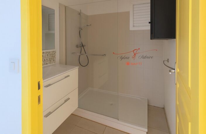 APPARTEMENT T4 VUE MER — photo 5