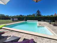 Ancien corps de ferme avec maison en pierre, grange, séchoir à tabac, four à pain et piscine, l'ensemble sur 11510 m² — photo 3