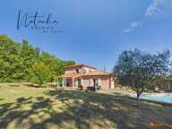 Maison 4 ch. DPE B, piscine sur près de 6000 m² — photo 2