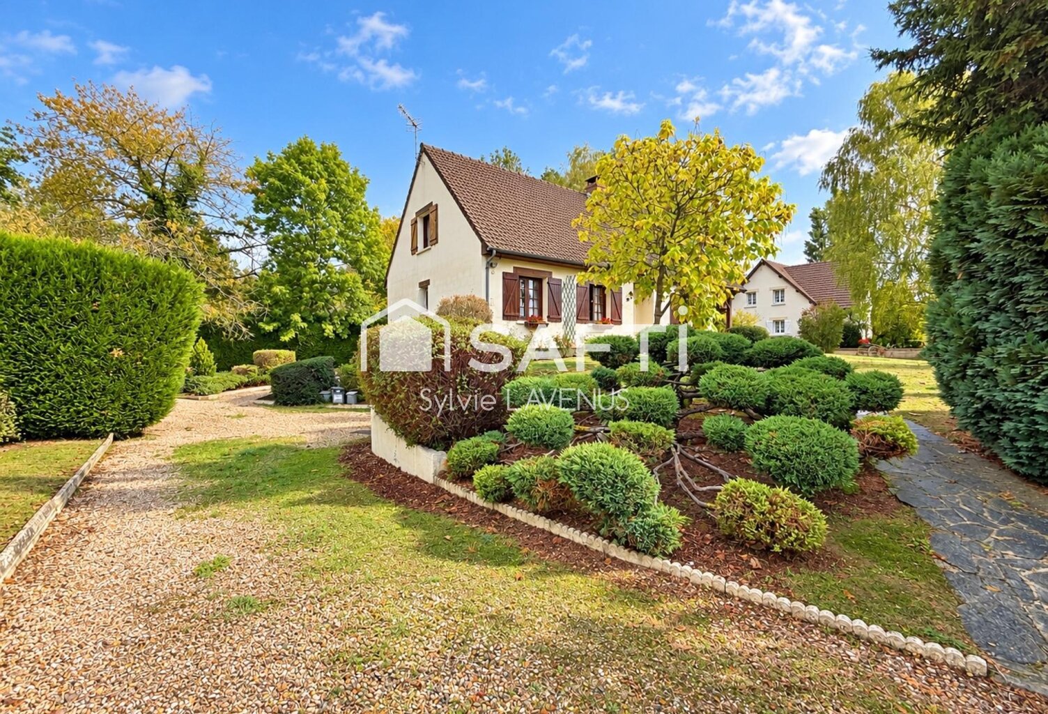 A VAILLY SUR AISNE, MAISON FAMILIALE DE 132 M2 AVEC S/SOL TOTAL ET GRAND TERRAIN ARBORÉ. — photo 1