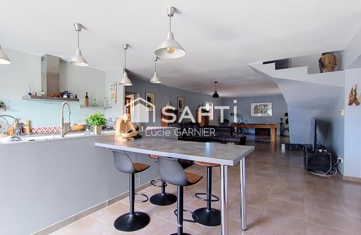 villa 188 m², séjour 71 m², 6 pièces, piscine chauffée sur terrain arboré de 510 m² — photo 4