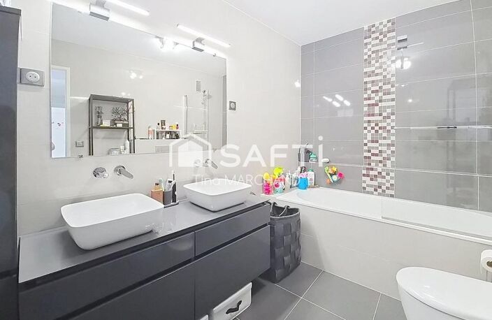 BEL APPARTEMENT FAMILIAL DE 110 m² AVEC BALCON, GARAGE ET PARKING PRIVATIF  QUARTIER LA VAUDOIRE — photo 5