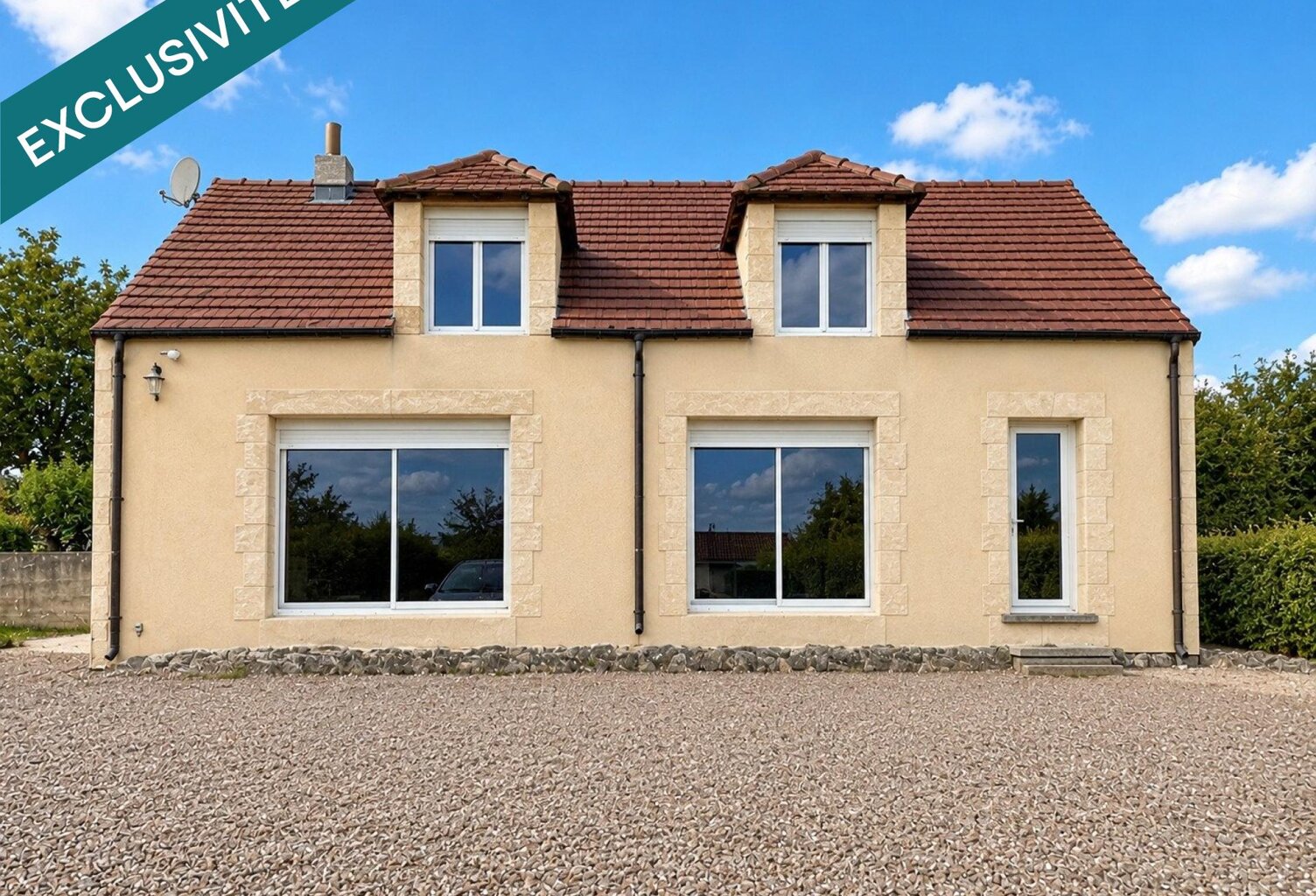 Maison familiale avec 4 chambres et mezzanine. — photo 1