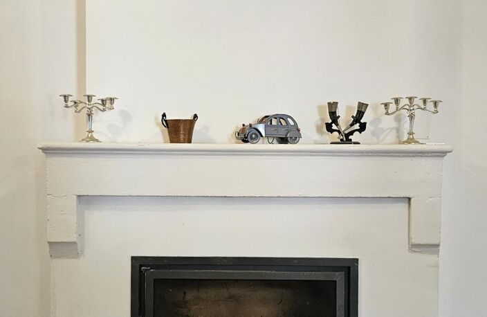 Proche de Barbezieux, maison familiale de 340 m² entièrement rénovée au charme authentique. — photo 5