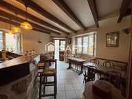 Ancien hôtel-bar de caractère, potentiel à révéler — photo 4
