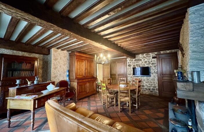 Ancien hôtel-bar de caractère, potentiel à révéler — photo 5