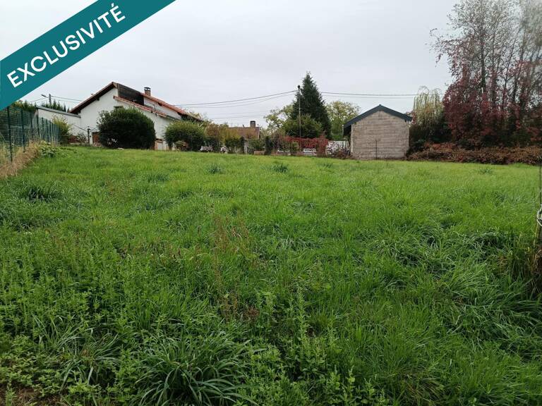 terrain de 523m2 situé en retraite de la route — photo 1