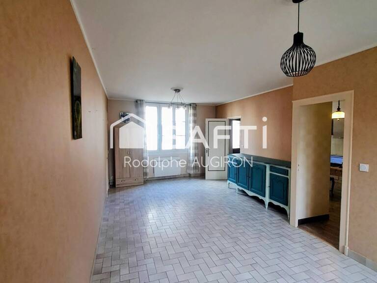 MAISON + DEUX GARAGES + DEUX COURS ET DEPENDANCE — photo 1
