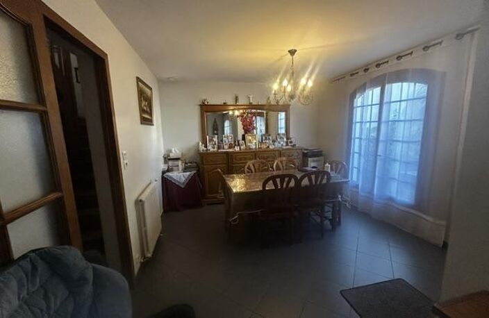 Vente maison 4 pièces 77 m² Bondy (93140) — photo 2