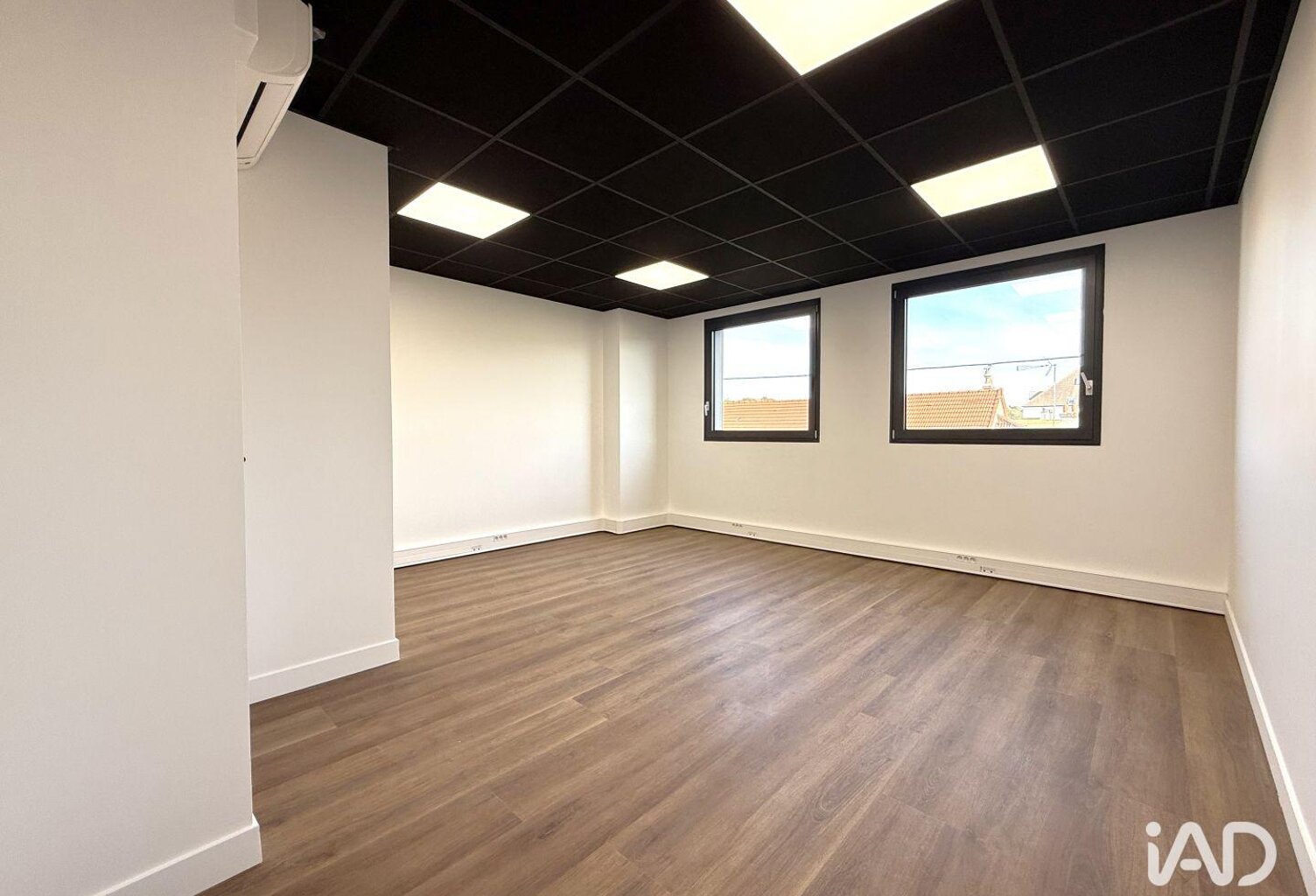 Location Bureaux 130 m&sup2; — photo 1