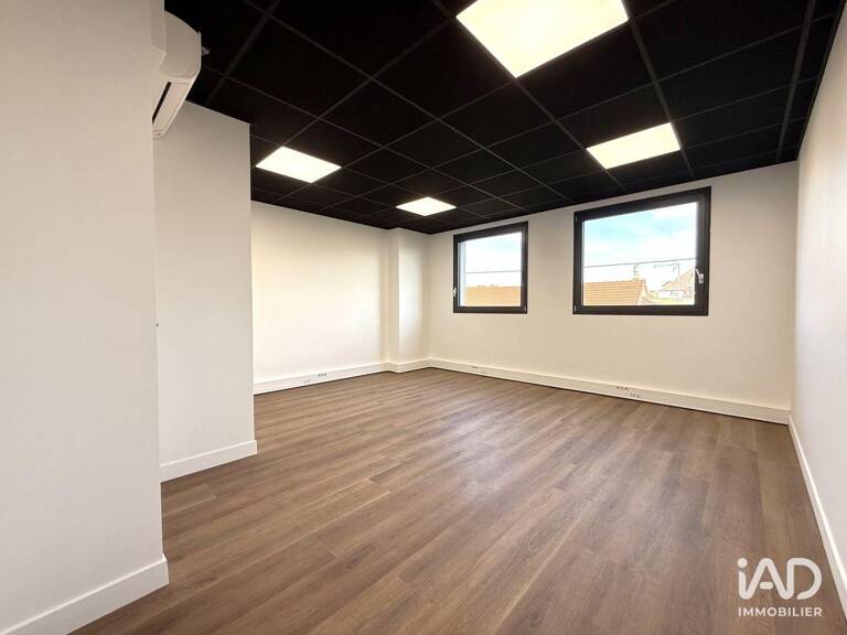 Location Bureaux 130 m&sup2; — photo 1