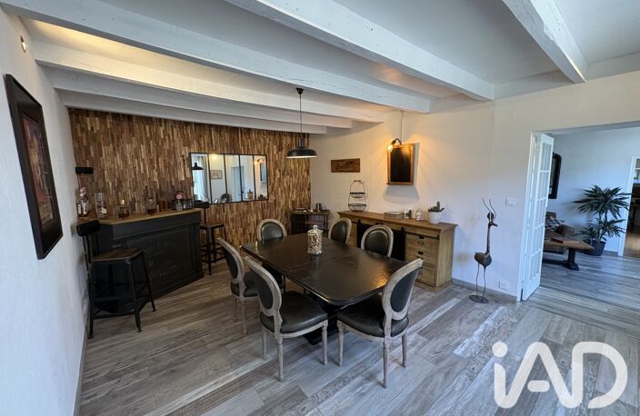 Vente Maison/villa 10 pièces — photo 3