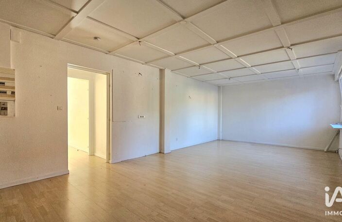 Location Local d'activités 60 m&sup2; — photo 5