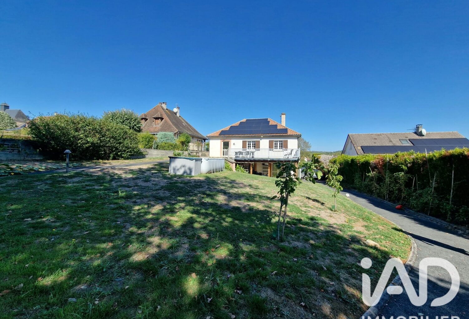 Vente Maison/villa 8 pièces — photo 1