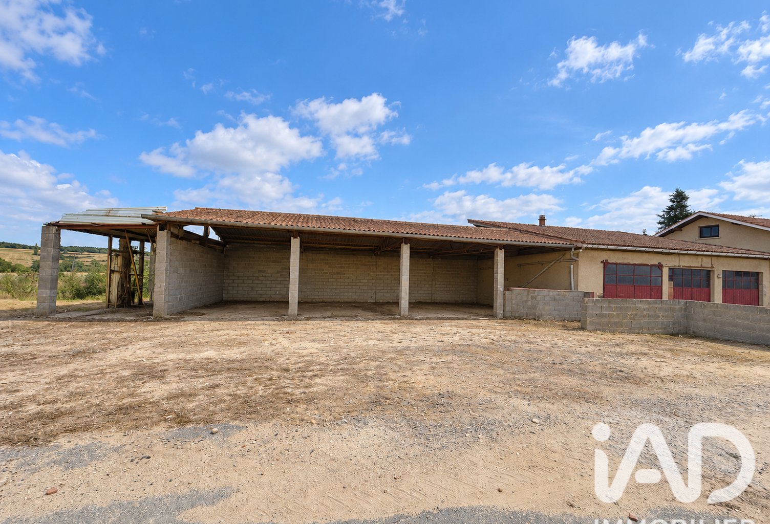 Vente Grange 2 pièces — photo 1