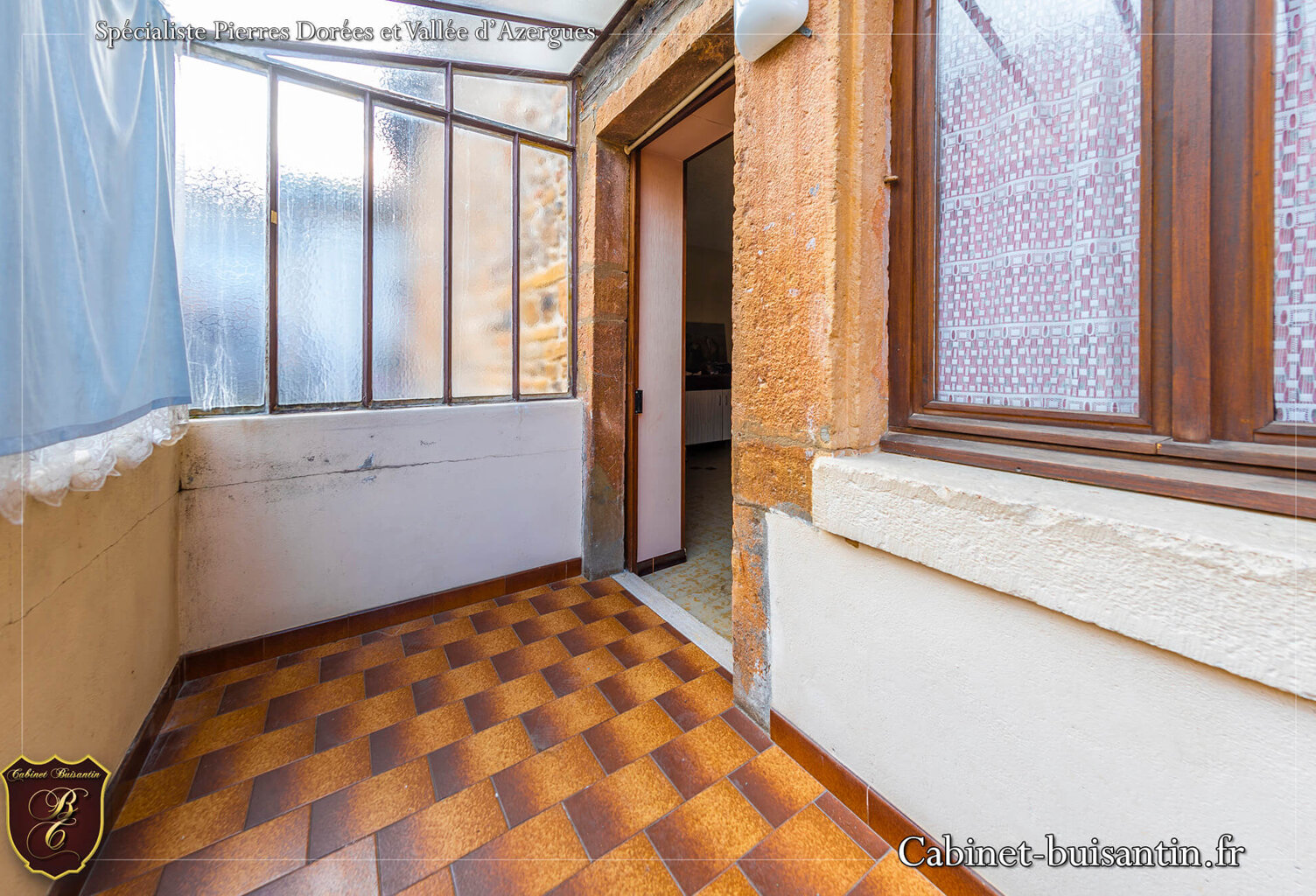 Maison en pierres à rénover — photo 1