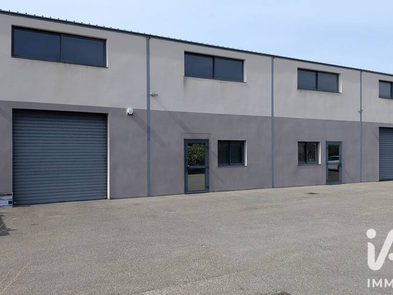 Vente Boutique/Local commercial 500 m&sup2; — photo 1