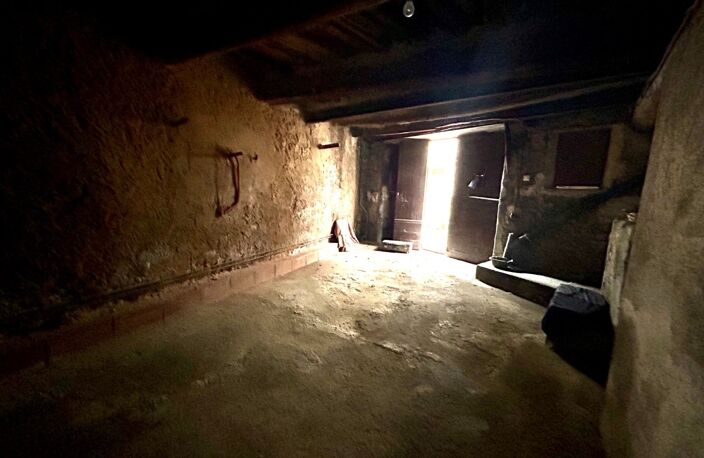 Maison de village a renover avec grand garage — photo 4