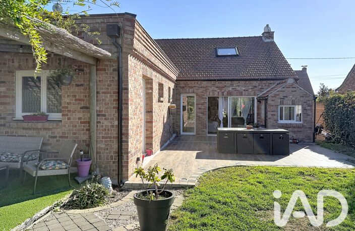 Vente Maison/villa 6 pièces — photo 2