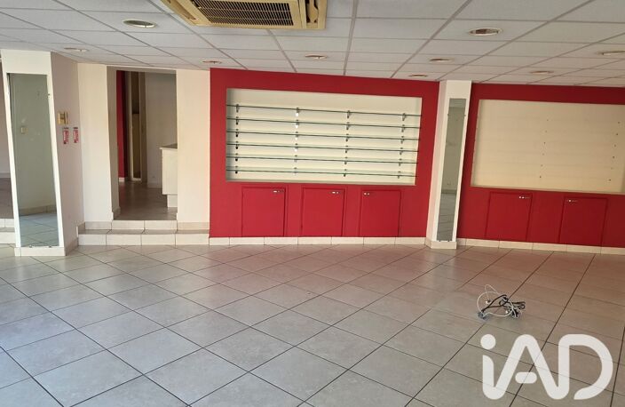 Vente Boutique/Local commercial 95 m&sup2; — photo 2
