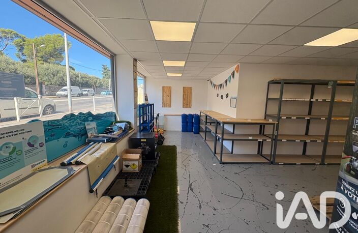 Vente Boutique/Local commercial 70 m&sup2; — photo 4