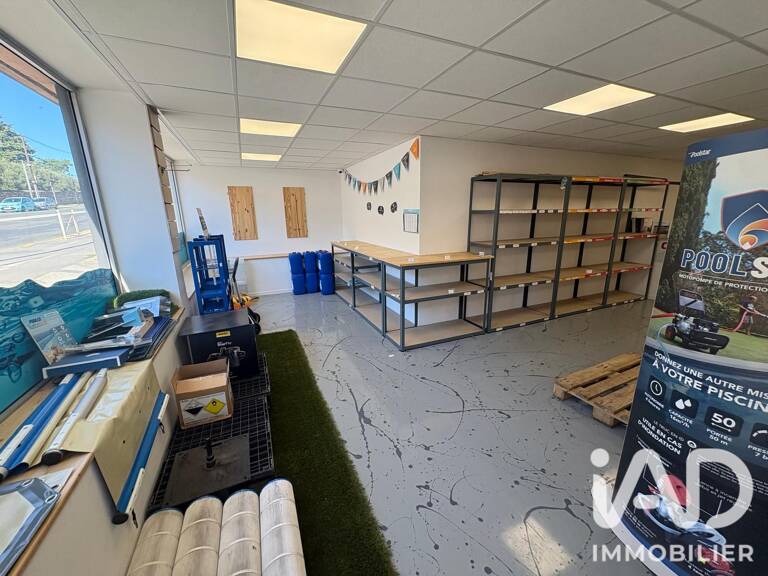Vente Boutique/Local commercial 70 m&sup2; — photo 1